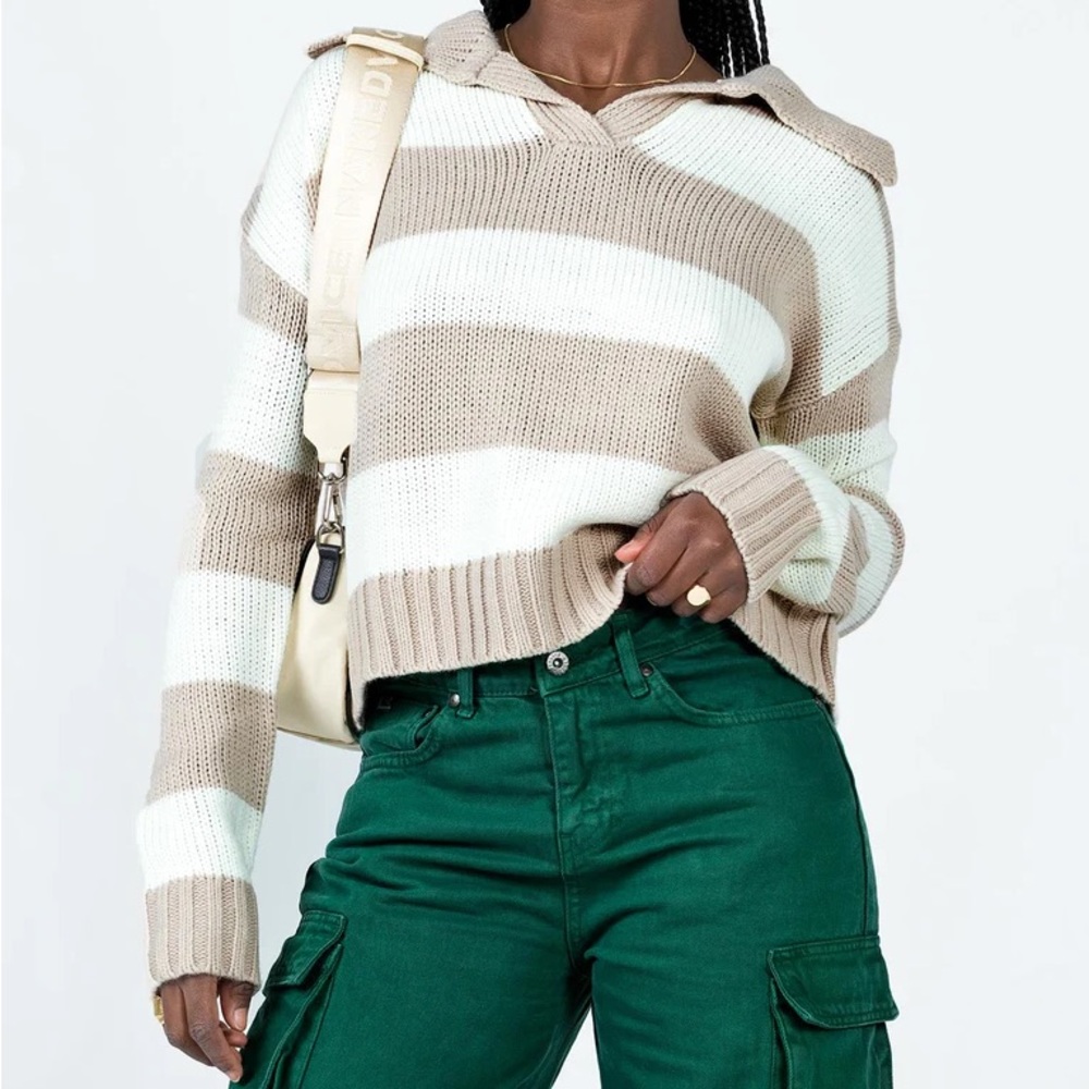 Princess Polly Hampton Sweater “Beige”, size 4